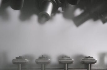 Dissecting the Apple-like Aesthetic for Consumer Product Design