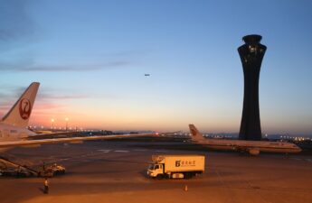 Autumn Holidays Overseas: How to Mitigate Manufacturing Delays