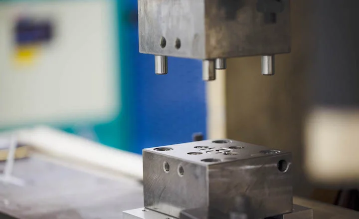 The Ultimate Guide to Low-Volume Injection Molding
